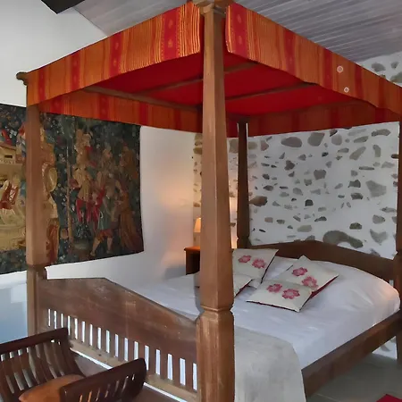 Bed & Breakfast La Fleur De Lys 3*