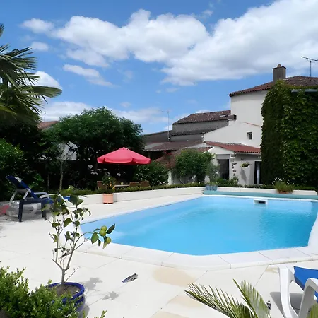 La Fleur De Lys Bed & Breakfast 3*
